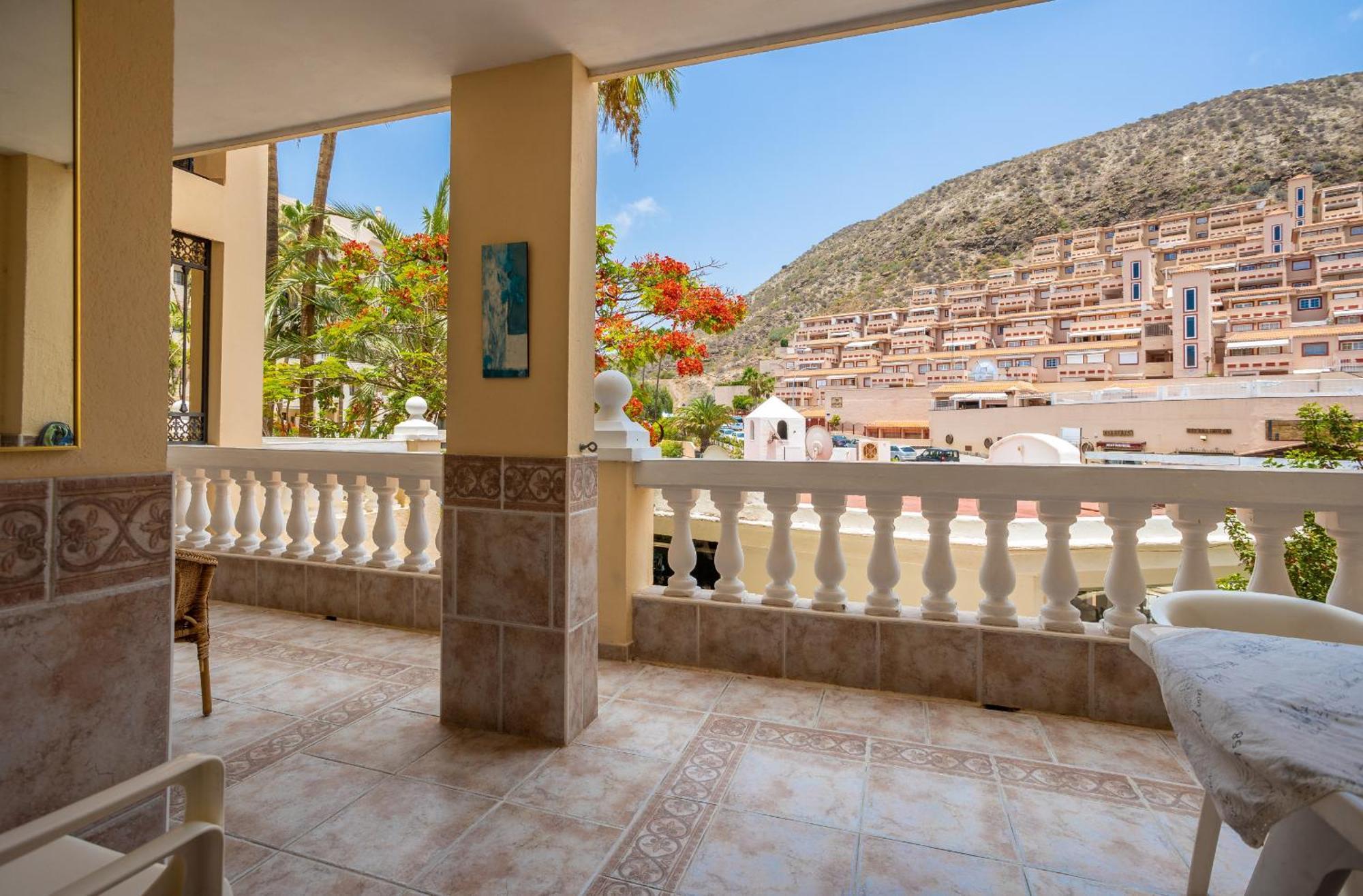 Castle Harbour Melanie'S Apartment By Lovetenerife Los Cristianos  Kültér fotó